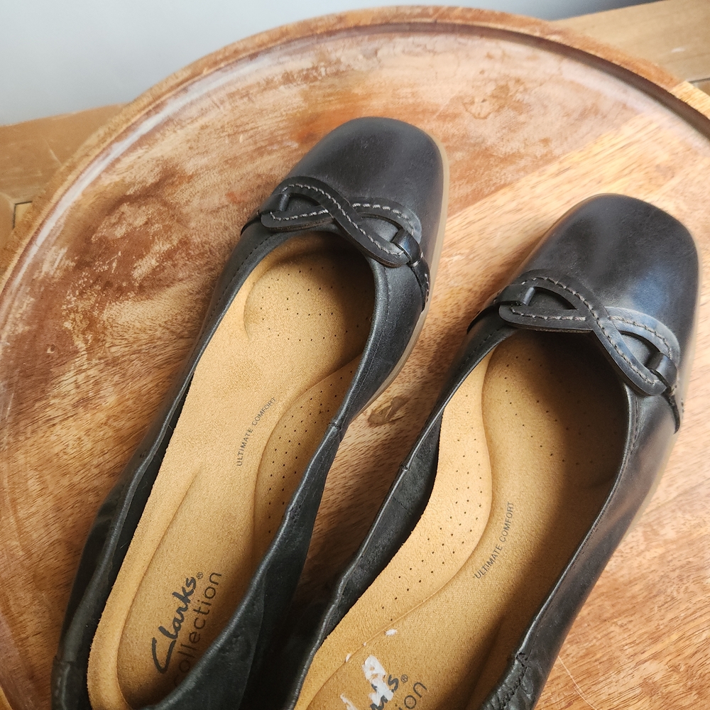 Clarks Dark Navy Leather Women's Ballet - Picture 3 of 5